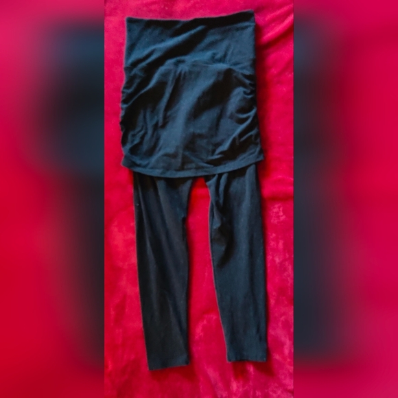 Essential Bodywear Black Athletic Skirt w/ attached Leggings One Piece Sz Medium - Picture 2 of 6